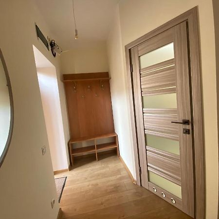 Yaroslav Osmomysl Square Apartments Львов Экстерьер фото